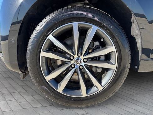 New 2026 Jaguar F-PACE R-Dynamic S AWD/4WD image 9