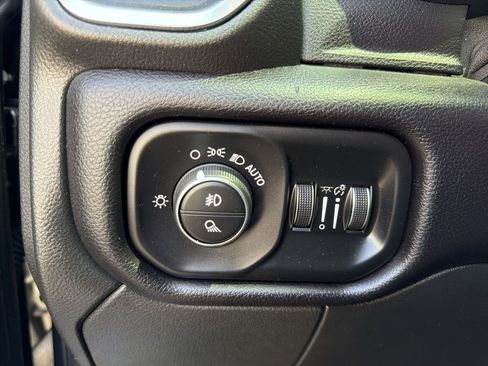 Used 2022 RAM 3500 Laramie AWD/4WD image 29