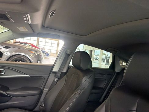 Used 2025 Acura Integra FWD image 10