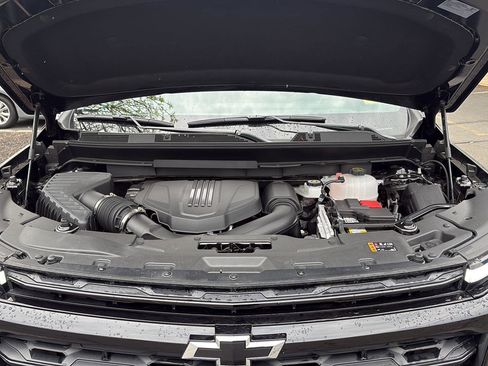 Used 2026 Chevrolet Traverse LT w/ Midnight/Sport Edition FWD image 20
