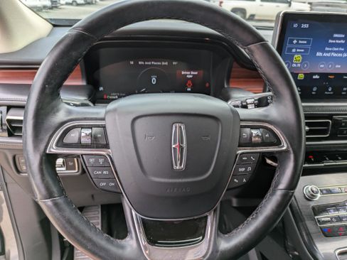 Used 2022 Lincoln Nautilus Reserve w/ Cargo Utility Package image 18