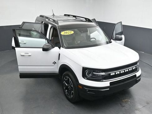 Certified 2022 Ford Bronco Sport Outer Banks w/ Tech Package AWD/4WD image 29