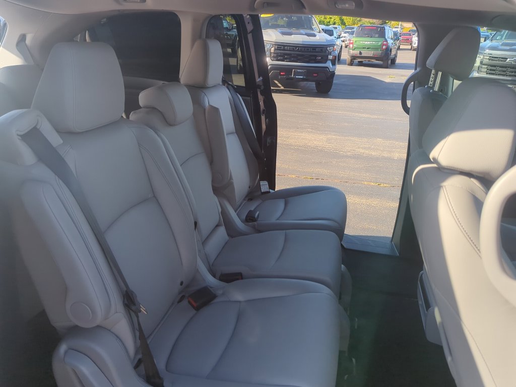 Used 2024 Honda Odyssey EX-L image 16