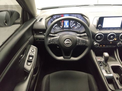 Used 2024 Nissan Sentra S FWD image 22