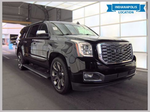 Used 2020 GMC Yukon XL Denali w/ Denali Ultimate Package AWD/4WD image 1