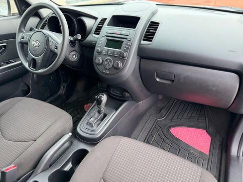 Used 2012 Kia Soul 5dr Wgn Auto Base image 19