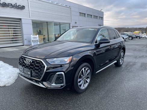 Certified 2023 Audi Q5 2.0T Premium Plus w/ Premium Plus Package AWD/4WD image 1