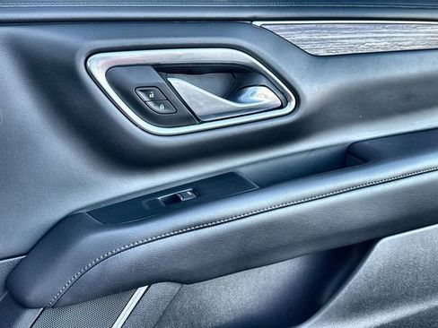 Used 2021 Chevrolet Suburban High Country image 26