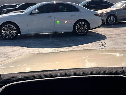 Used 2022 Mercedes-Benz S 580 S 580 image 32