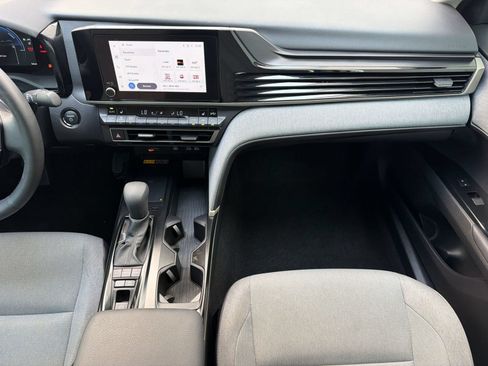 Used 2025 Toyota Camry LE w/ Convenience Package FWD image 29