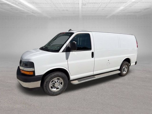Used 2022 Chevrolet Express 2500 RWD image 9