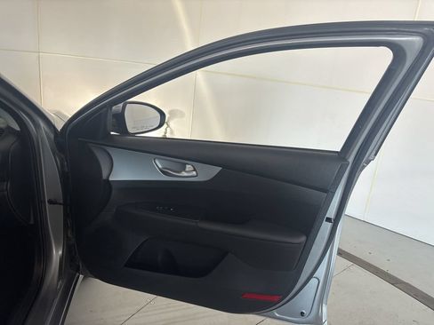 Used 2023 Kia Forte LXS FWD image 49