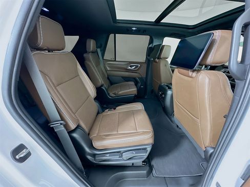 Used 2024 Chevrolet Tahoe High Country w/ Advanced Technology Package image 31