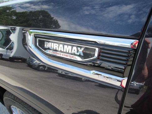 Used 2023 GMC Sierra 1500 Denali w/ Denali Reserve Package AWD/4WD image 10