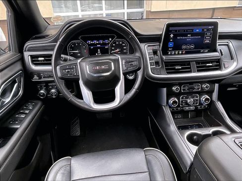 Used 2021 GMC Yukon SLT w/ SLT Premium Package AWD/4WD image 18