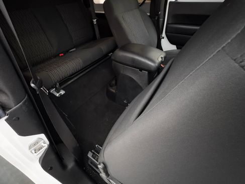 Used 2012 Jeep Wrangler Sport image 21