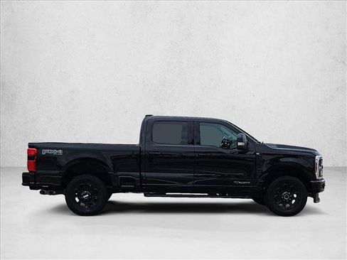 Used 2026 Ford F250 XLT w/ XLT Premium Package AWD/4WD image 4