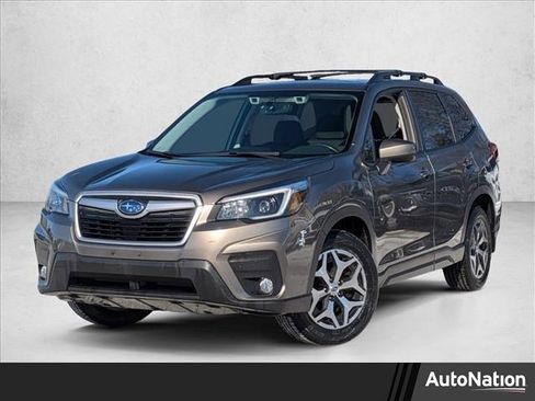 Used 2021 Subaru Forester Premium image 1