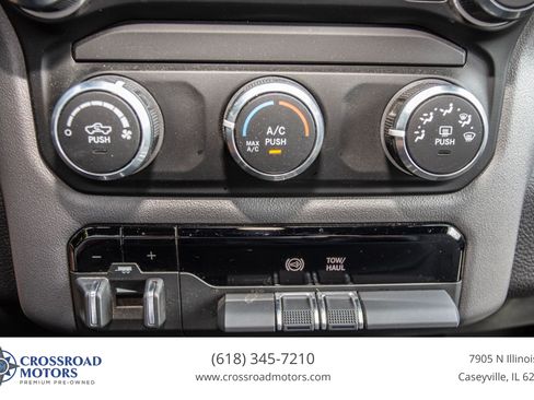 Used 2024 RAM 2500 Big Horn AWD/4WD image 41