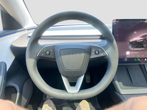 Used 2025 Tesla Model 3 Long Range RWD image 10