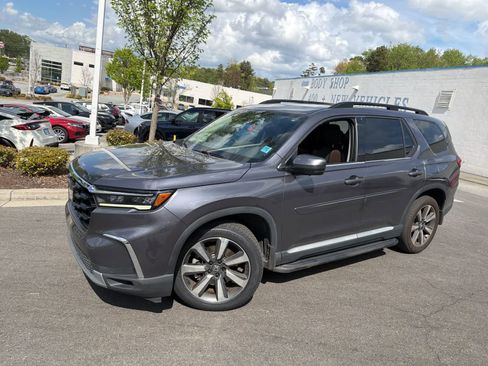 Certified 2023 Honda Pilot Elite image 4