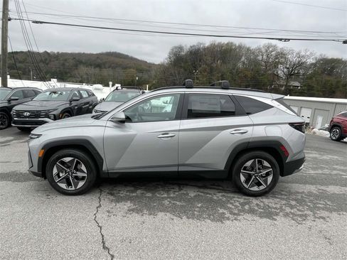 New 2026 Hyundai Tucson SEL image 2