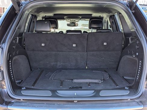 Used 2017 Jeep Grand Cherokee Limited image 8