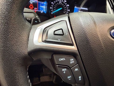 Used 2021 Ford Edge SEL w/ Convenience Package image 26