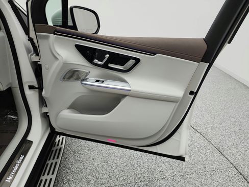 Certified 2023 Mercedes-Benz EQE 350+ SUV image 20