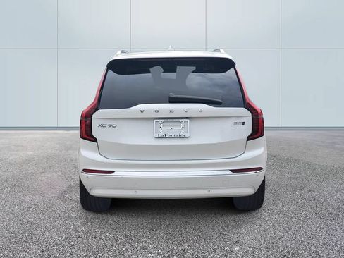 Certified 2025 Volvo XC90 B5 Plus AWD/4WD image 5