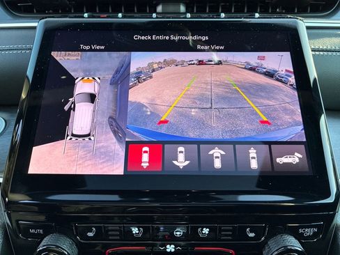 New 2025 Jeep Grand Cherokee Limited w/ Luxury Tech Group II image 21