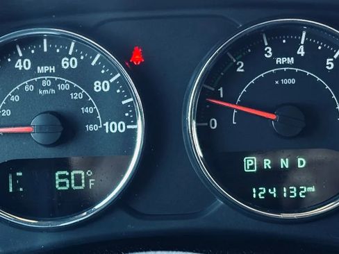 Used 2017 Jeep Wrangler Sport image 10