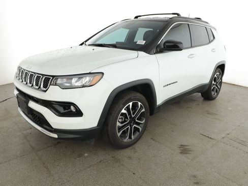 Used 2024 Jeep Compass Limited AWD/4WD image 7