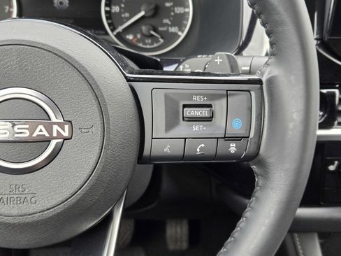 Used 2022 Nissan Pathfinder SV w/ SV Premium Package AWD/4WD image 43