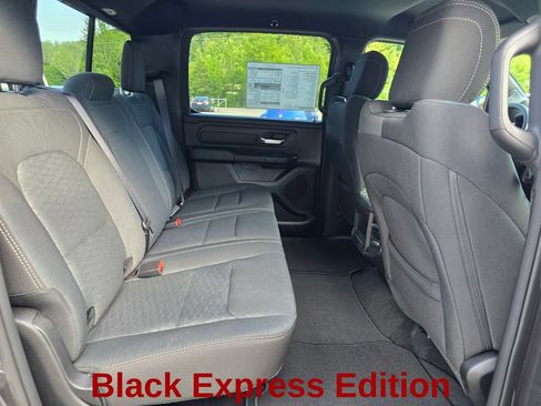 New 2026 RAM 1500 Express AWD/4WD image 23
