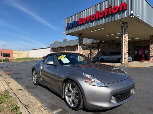 Used 2010 Nissan 370Z Touring w/ Sport Pkg RWD image 1