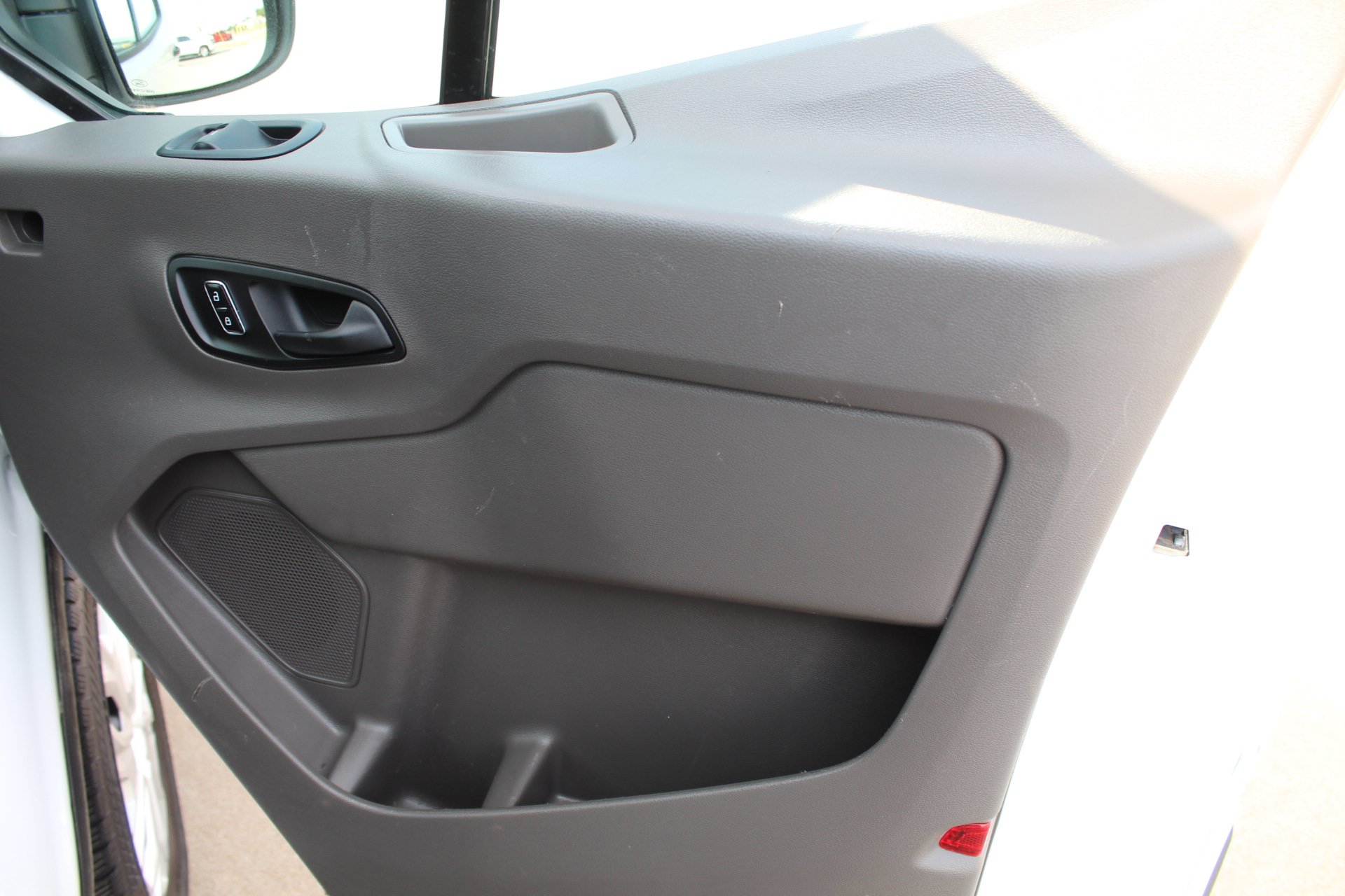 Used 2025 Ford Transit 250 Low Roof w/ Exterior Upgrade Package RWD image 17