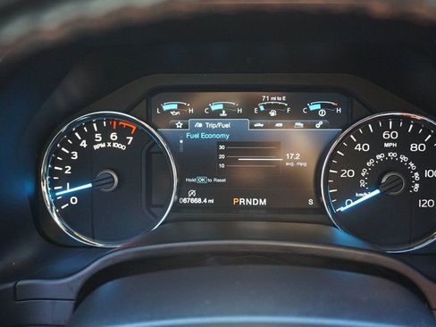 Used 2019 Ford F150 Platinum w/ Max Trailer Tow Package image 27