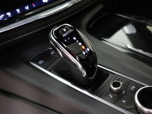 Used 2024 Cadillac Escalade V w/ LPO, ONYX Package AWD/4WD image 6