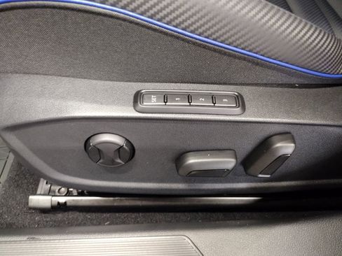 New 2026 Volkswagen Golf image 21