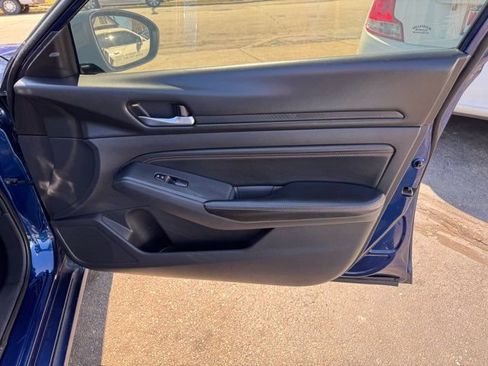 Used 2020 Nissan Altima 2.5 SR image 32