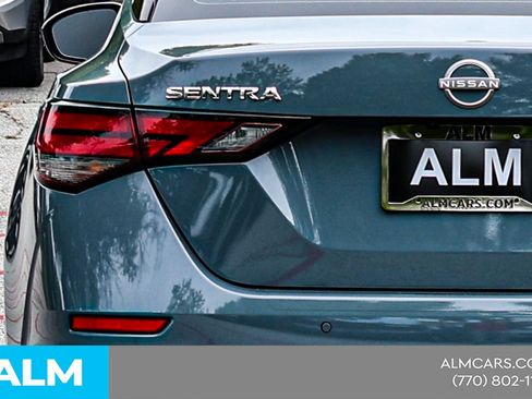 Used 2025 Nissan Sentra SV FWD image 14