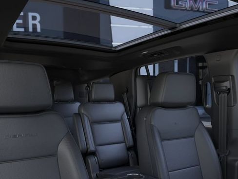 New 2026 GMC Yukon Denali w/ Advanced Technology Package AWD/4WD image 24