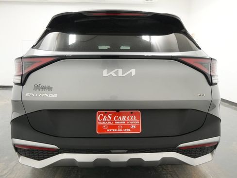 Used 2023 Kia Sportage LX AWD/4WD image 7