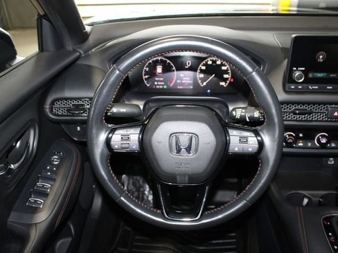 Used 2023 Honda HR-V Sport image 18