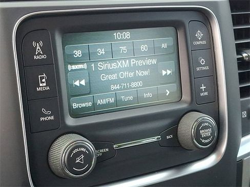 Used 2019 RAM 1500 Classic SLT image 11