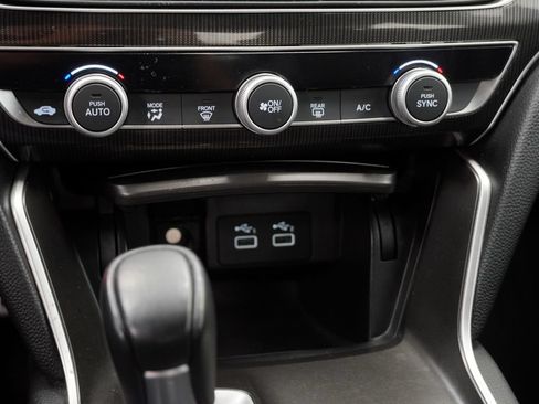 Used 2022 Honda Accord Sport image 29