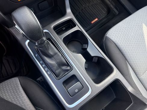 Used 2019 Ford Escape SE FWD image 30