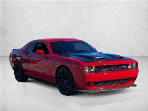 Used 2023 Dodge Challenger SRT Hellcat image 3