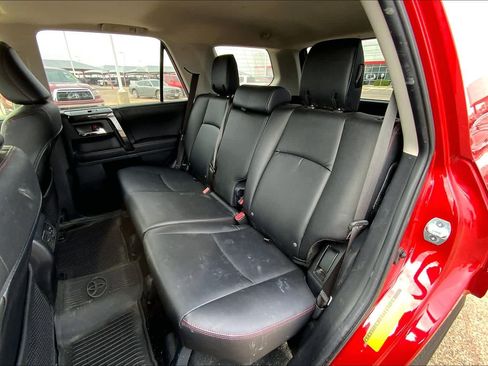 Used 2021 Toyota 4Runner Venture w/ Moonroof Package AWD/4WD image 21